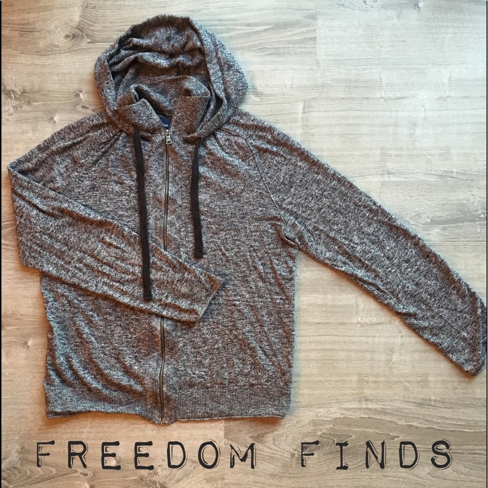 Grey GAP Hoodie